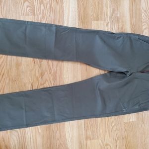 Under Armour, MENS, Army Green, 32x34